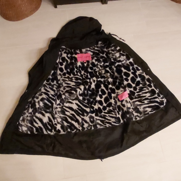 Jackets & Blazers - Betsey Johnson coat